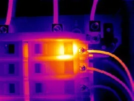 thermal image of circuit breaker and wiring